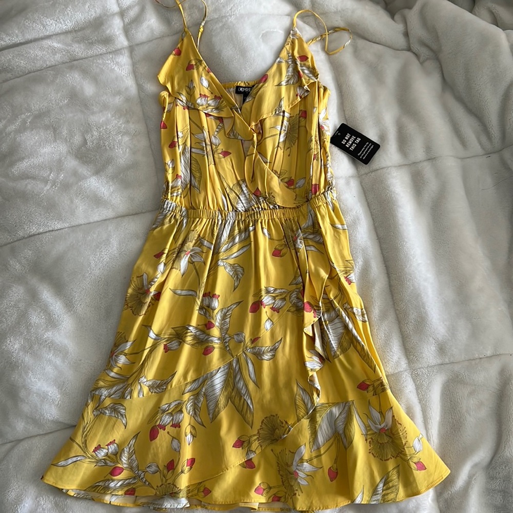 Express Yellow flowy dress
